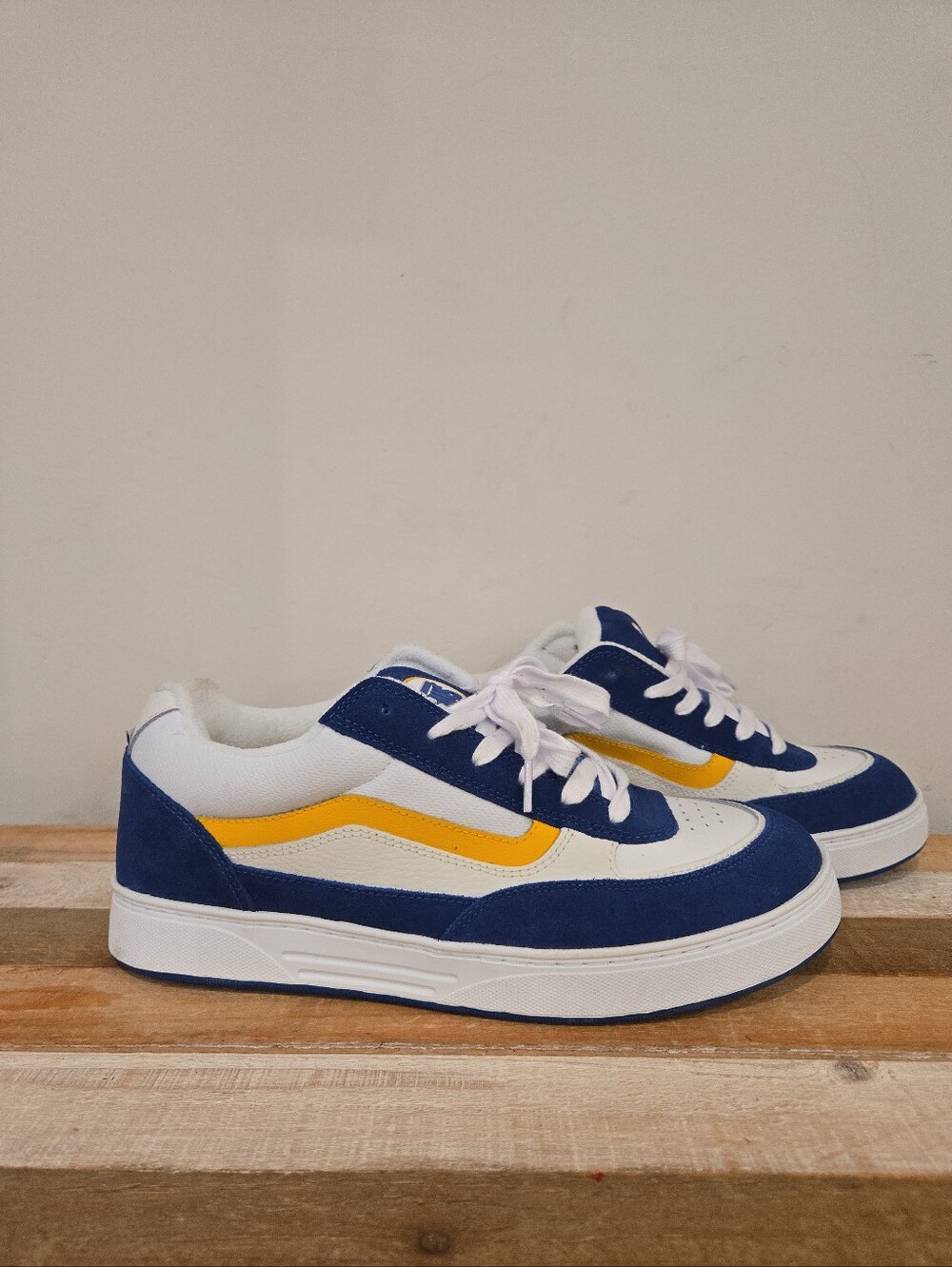 Vans Skate Estazzo Skateboard Shoe Men's Blue/Yellow Men’s Size 12